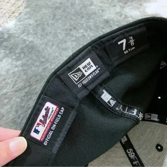 New Era MLB Baltimore Orioles Fitted Hat - Picture 11 of 14